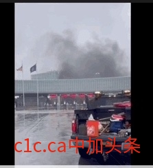 美加边境大爆炸，加拿大过境汽车“企图恐袭”！2死1伤​！黑烟滚滚火光冲天